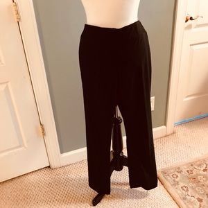 LIKE NEW BLACK STRETCH PANTS